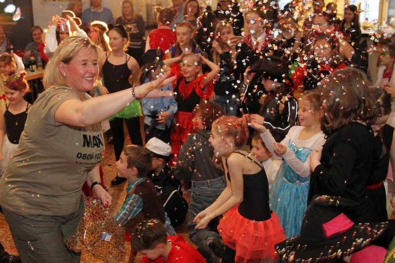 Großes Fest der kleinen Narren