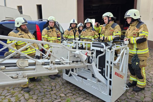 Ausbildung an der Drehleiter